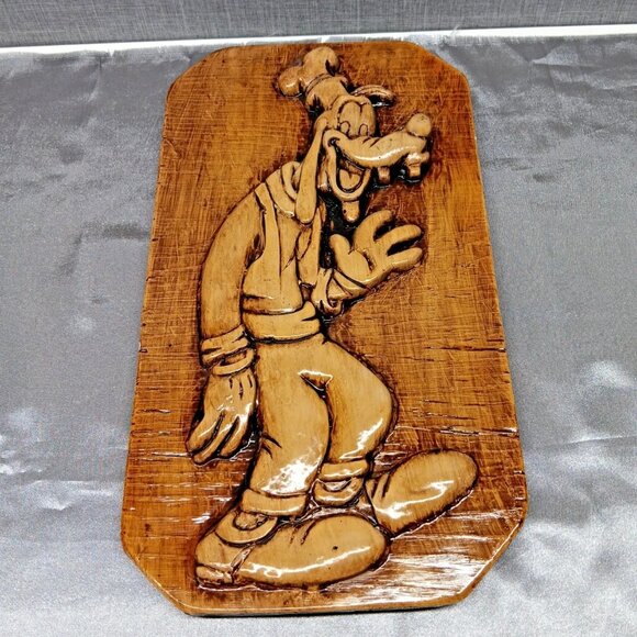 Disney Goofy Plaster Relief Wall Plaque Stained Finish Vintage 70s Decor 12x7 - Picture 1 of 4